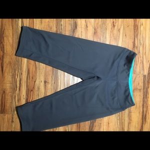 Reverse workout leggings